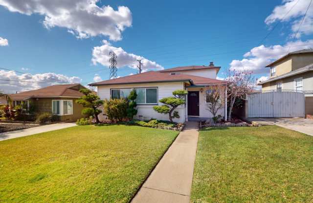 Cozy 4 Bedroom 2.5 Bath Home in Monterey Park! - 2129 Findlay Avenue, Monterey Park, CA 91754