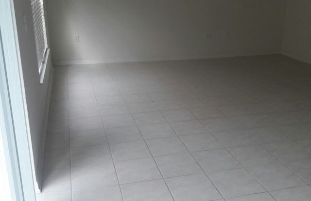 11614 Mango Ridge Boulevard Gallery 3