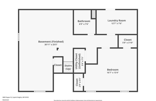 Spacious Single Family Home with backyard space Gallery 3