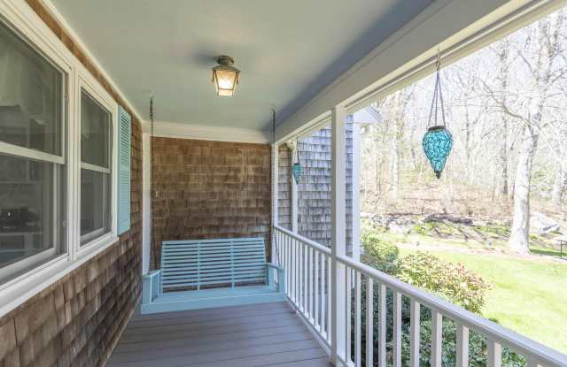 265 Woods Hole Road Gallery 2