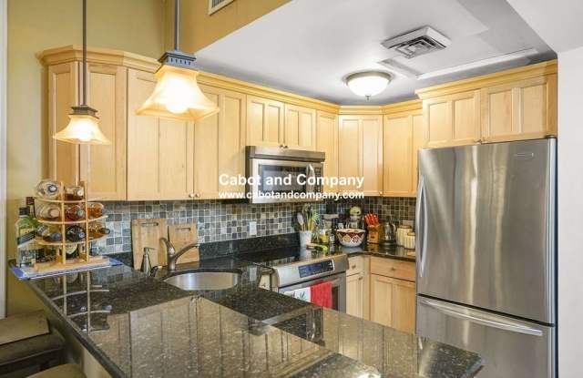 127 Beacon St - 127 Beacon Street, Boston, MA 02116