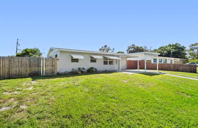 2033 Robinhood Drive photos photos