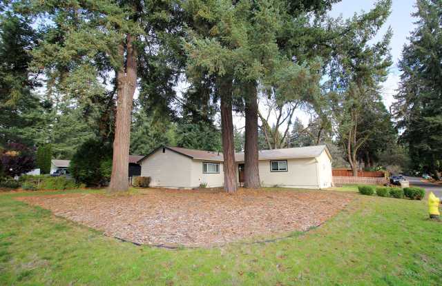 Gorgeous, Remodeled 3 Bed/2 Bath Mid-Century Ranch on Huge Lot – Lake Oswego! photos photos