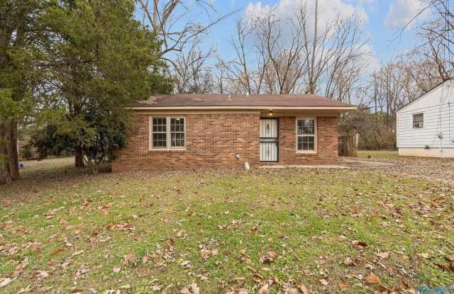 2710 Cave Avenue - 2710 Cave Avenue Northwest, Huntsville, AL 35810
