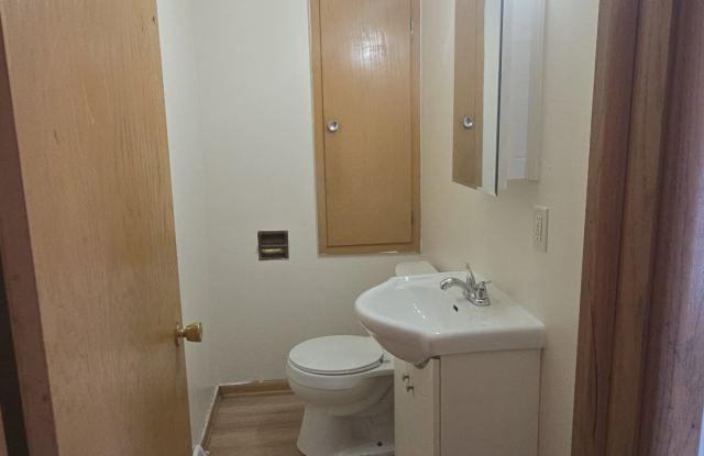7221 W. Tripoli Ave - East Gallery 2