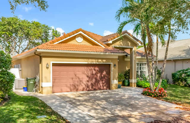 Gorgeous 3 bedroom 2 bath Single Family Home in Delray Beach Gallery 1