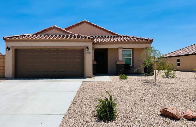 SHORT TERM Fully Furnished 3BD/2BA House for Rent Community Pool and Spa Gallery 4