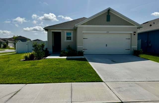 1567 Barberry Dr photos photos