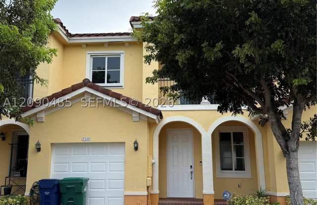 7140 SW 166th Pl Gallery 2