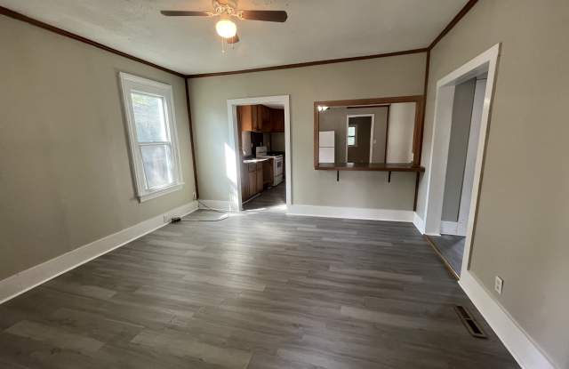 915 Doolin Gallery 2
