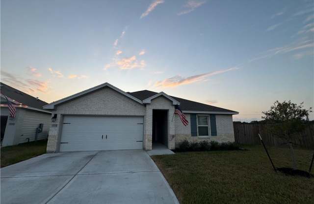 133 Antigua Dr - 133 Antigua Drive, Rockport, TX 78382