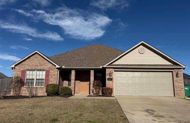 610 Saddlehorn  DR - 610 Saddlehorn Drive, Centerton, AR 72719