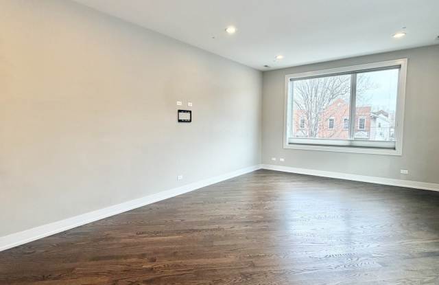 2303 W Wilcox Street Gallery 3