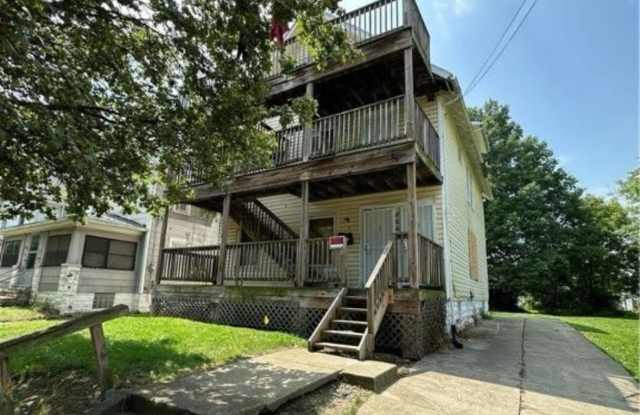 866 Beardsley Street - 1 photos photos