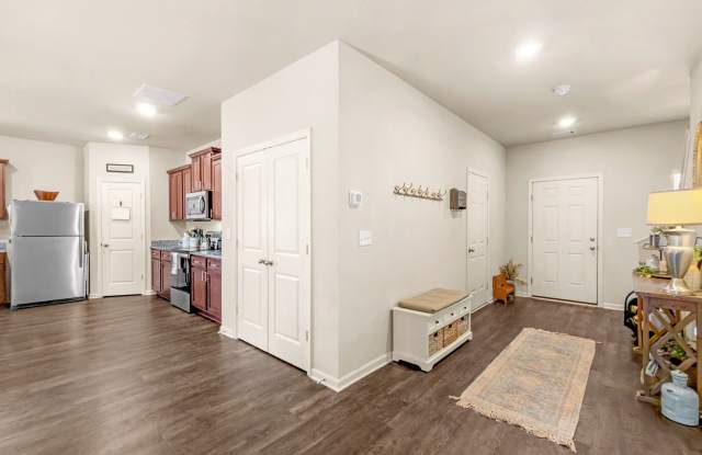 200 Oliver Drive Gallery 3