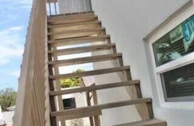 305 Cypress Drive Gallery 4