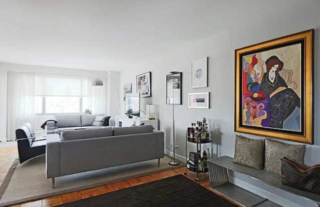 506 E 76th St Gallery 4