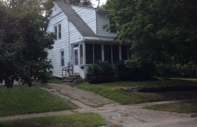 612 Lathrop - 612 Lathrop Street, Lansing, MI 48912