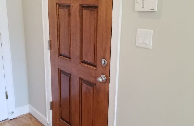 538 E 38th St - 538 East 38th Street, Houston, TX 77022