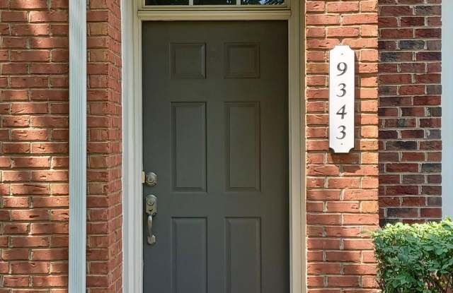 9343 INDIAN TRAIL Way Gallery 4