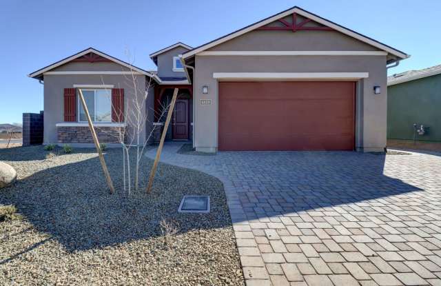 3 bedroom 2 bathroom in Deep Well Ranch's Westwood Neighborhood! - 6859 Golden Tree Drive, Yavapai County, AZ 86305