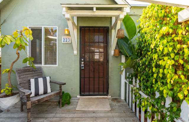 223 Lolita St Gallery 2