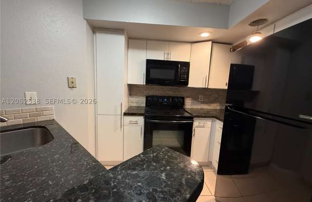 663 Vista Isles Dr Gallery 3