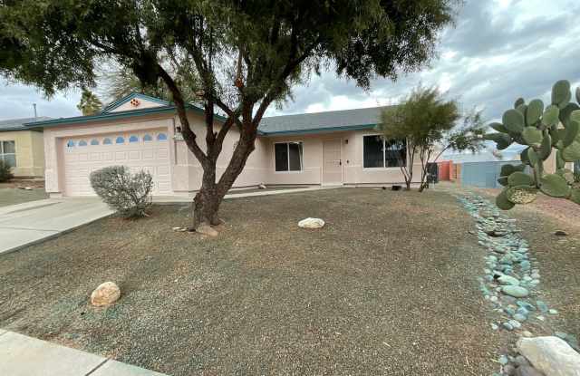 Pool and spa with Mountain views photos photos