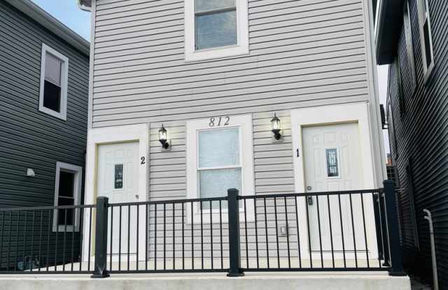 812 Brown St photos photos