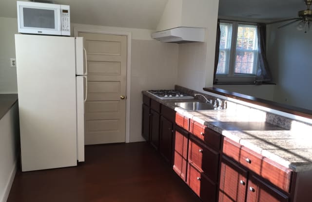 677 Downingtown Pike - 677 Downingtown Pike, Chester County, PA 19380