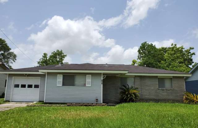 Completely renovated home, with fireplace and more!! photos photos