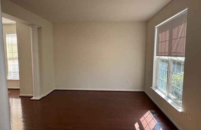 9719 INKWOOD Drive Gallery 4