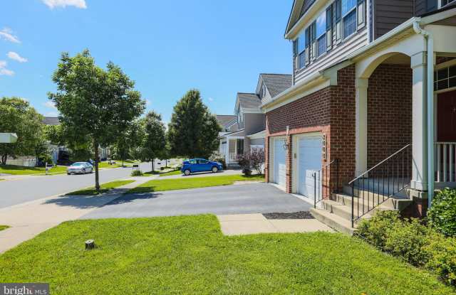 2000 MYRTLEWOOD ROAD Gallery 4