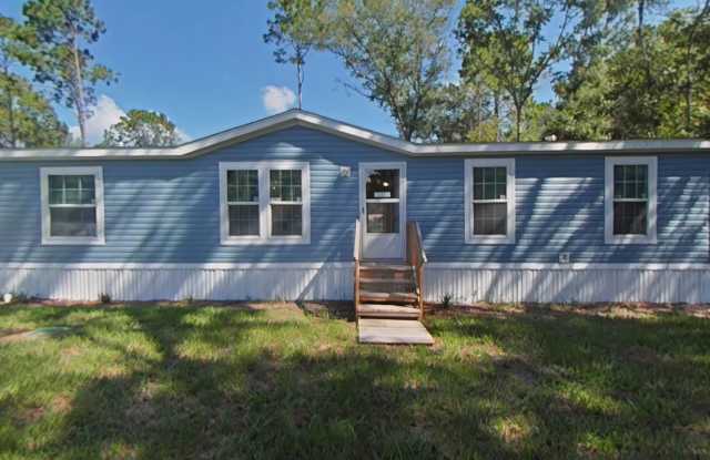 Be the first to live in this beautiful 3 bedroom, 2 bath home with an additional den/office photos photos