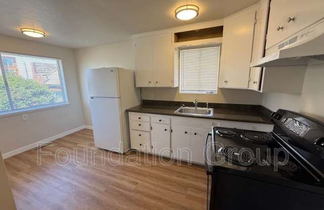 4366 15th Ave S photos photos
