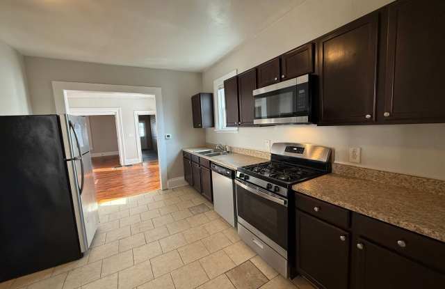 4 Bedroom, 1.5 Bath Home – Swan Neighborhood, West Side Grand Rapids photos photos