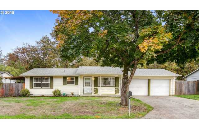 Charming Ranch 3 Bedroom 1 Bath and a large back yard! Includes Garage and Washer  Dryer! Aloha Beaverton Area. - 17956 Southwest Sandra Lane, Aloha, OR 97003