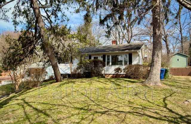 135 Davenport Rd photos photos