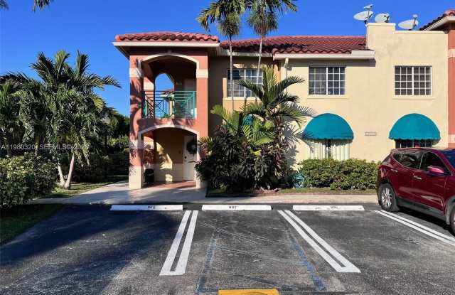 6950 NW 174th Ter photos photos