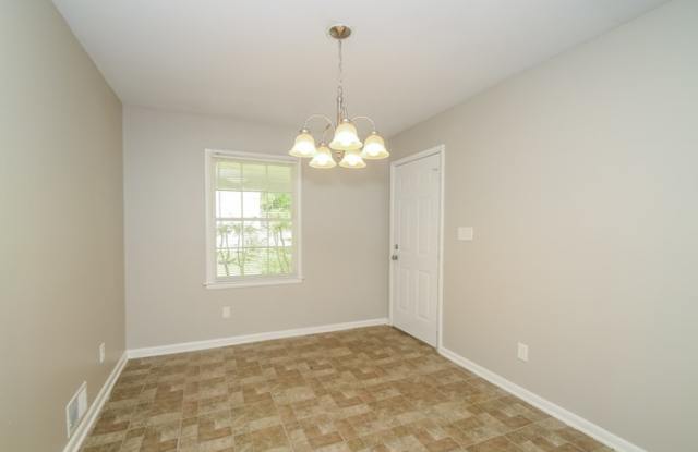 1501 Bobolink Lane Northeast Gallery 4