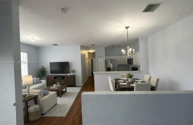 4272 SW 131st Ln photos photos