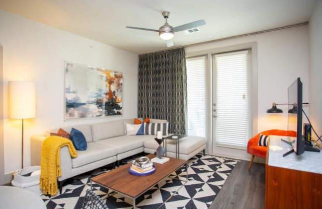 8213 Meadow Rd, #1117 - 8213 Meadow Road, Dallas, TX 75231