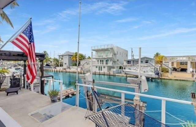 118 Burgundy Dr photos photos