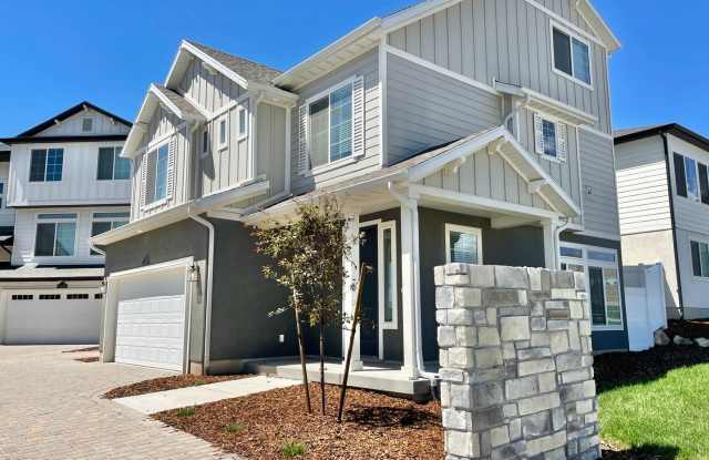 FIRST MONTH FREE! photos photos FIRST MONTH FREE! photos photos