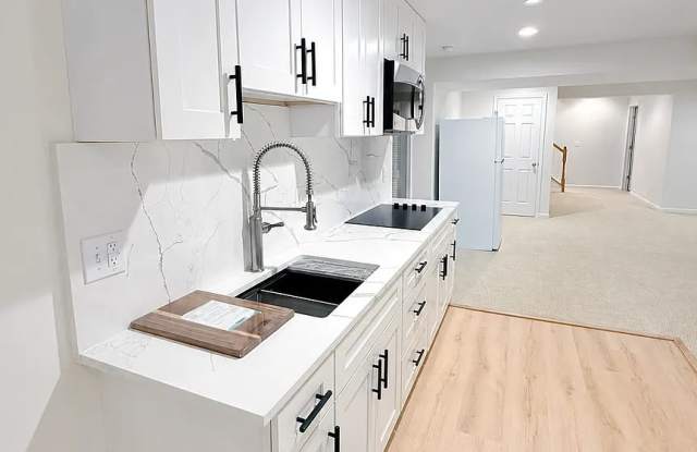 7412 Pensacola Place Gallery 1