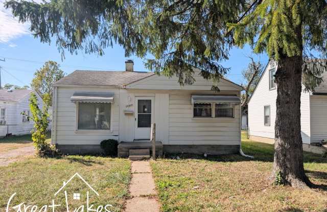 Cozy 2 Bedroom 1 Bathroom now available for rent photos photos