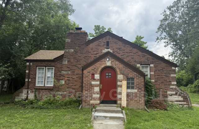 16555 West Parkway Street photos photos
