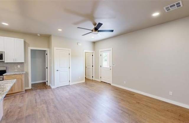 8761 S 4180 Road Gallery 4