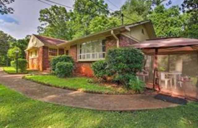 841 Artwood Road Northeast photos photos