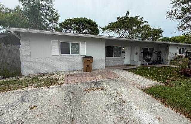 240 NW 41st Court photos photos